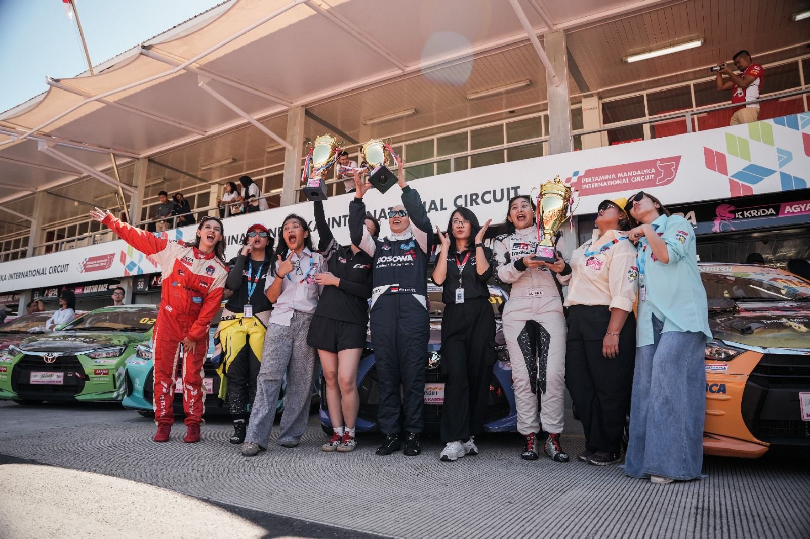 Queens of the Circuit: When Women Show Off Their Skills at the Mandalika Kartini Race
